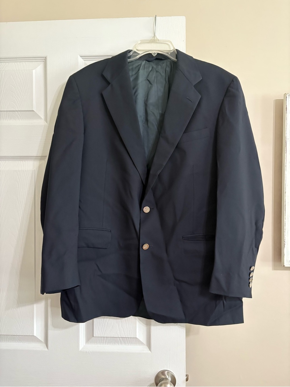 Burberry Navy Two-Button Tailored Blazer size 40R Equestrian Knight Buttons Mens